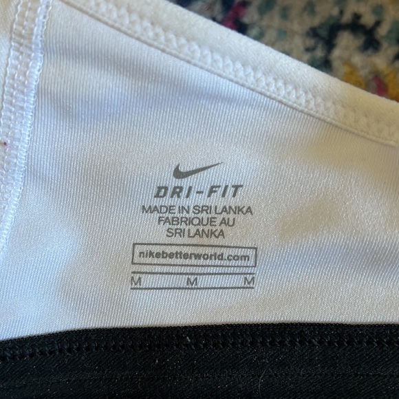Nike bra - Picture 3 of 3